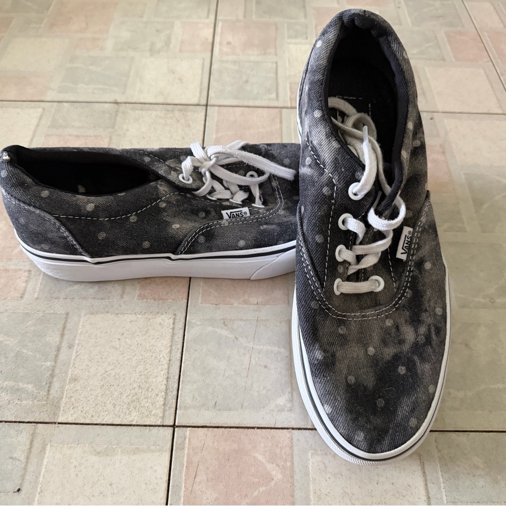 Vans Speckle Canvas Low-Top Sneakers - Women’s Size 9